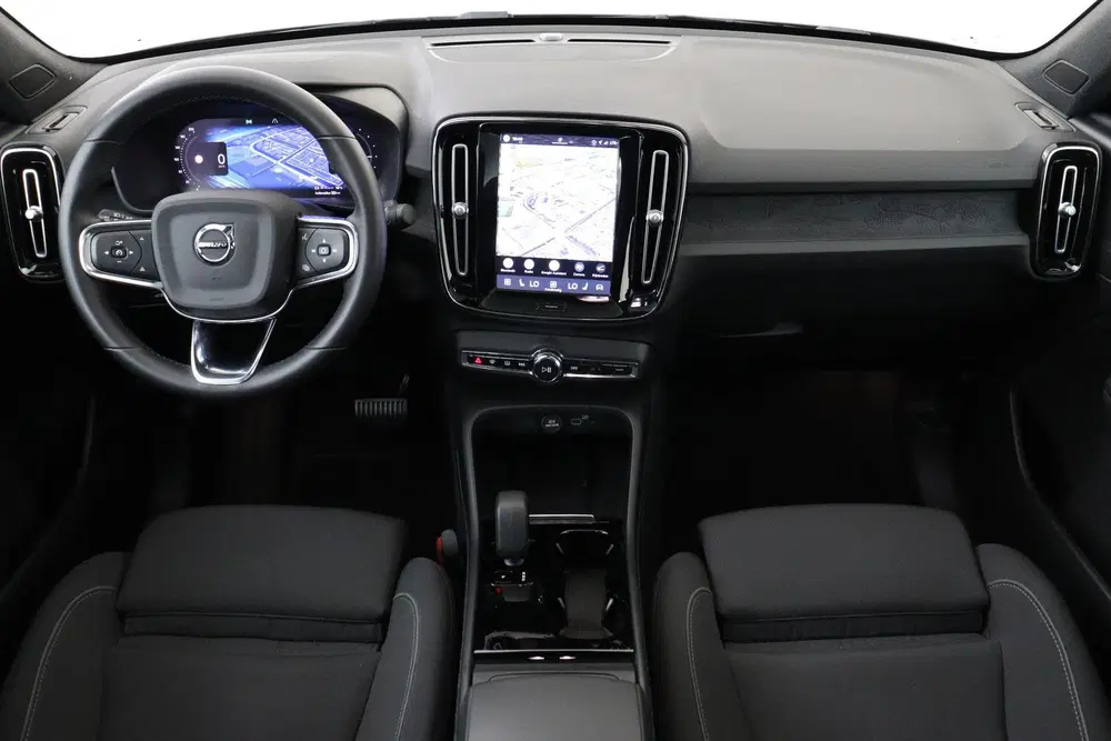 Volvo C40 RECHARGE CORE 69 kWh -PANO.DAK uit 2022, foto 4