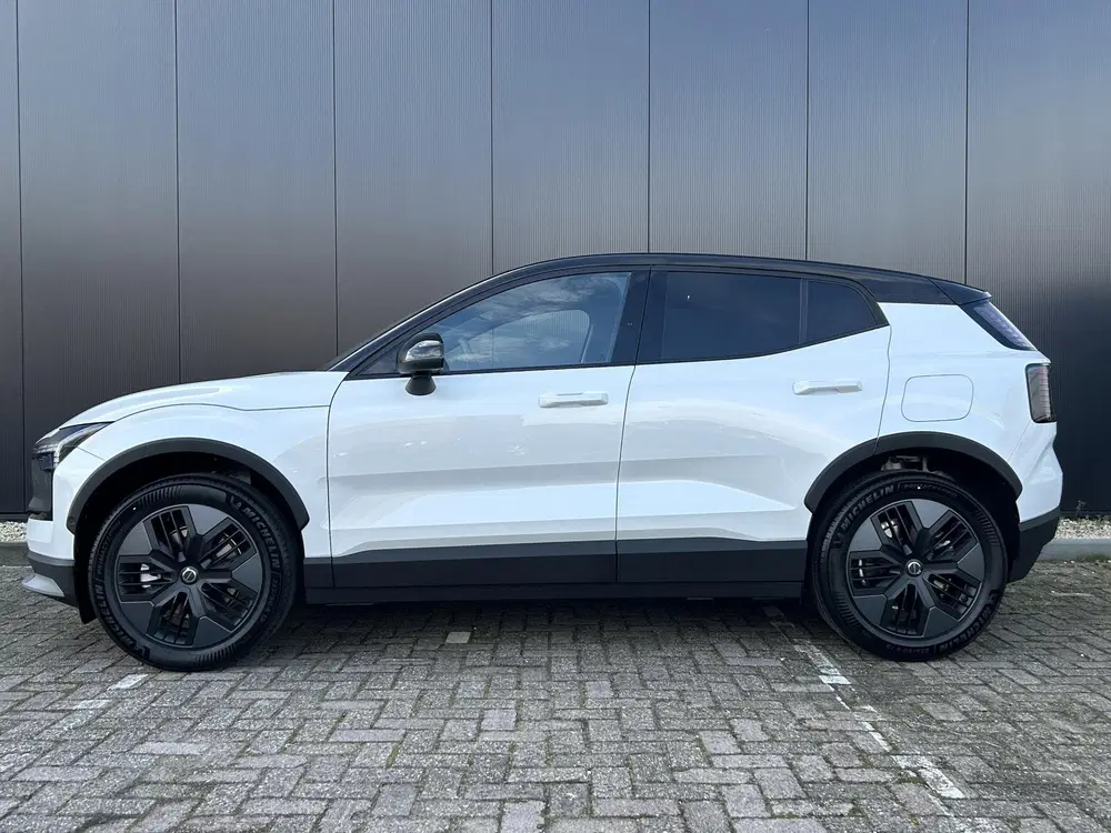 Volvo EX30 P5 Long Range Plus Europa 69 kWh El uit 2026, foto 6