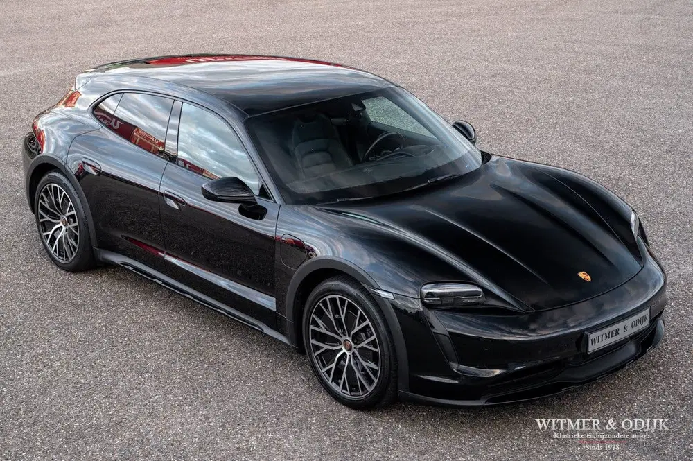 Porsche Taycan 4 93 kWh Panoramadak uit 2021, foto 2