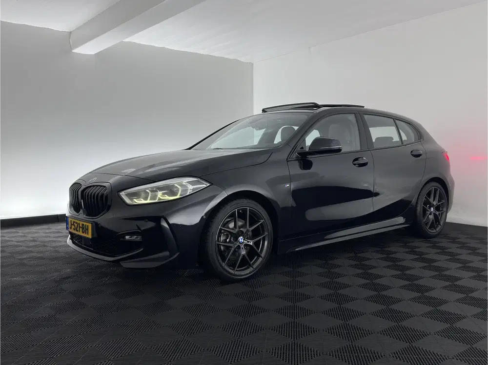 BMW 1-serie 118i M-Sport-Styling High Executive Editio uit 2020, foto 3