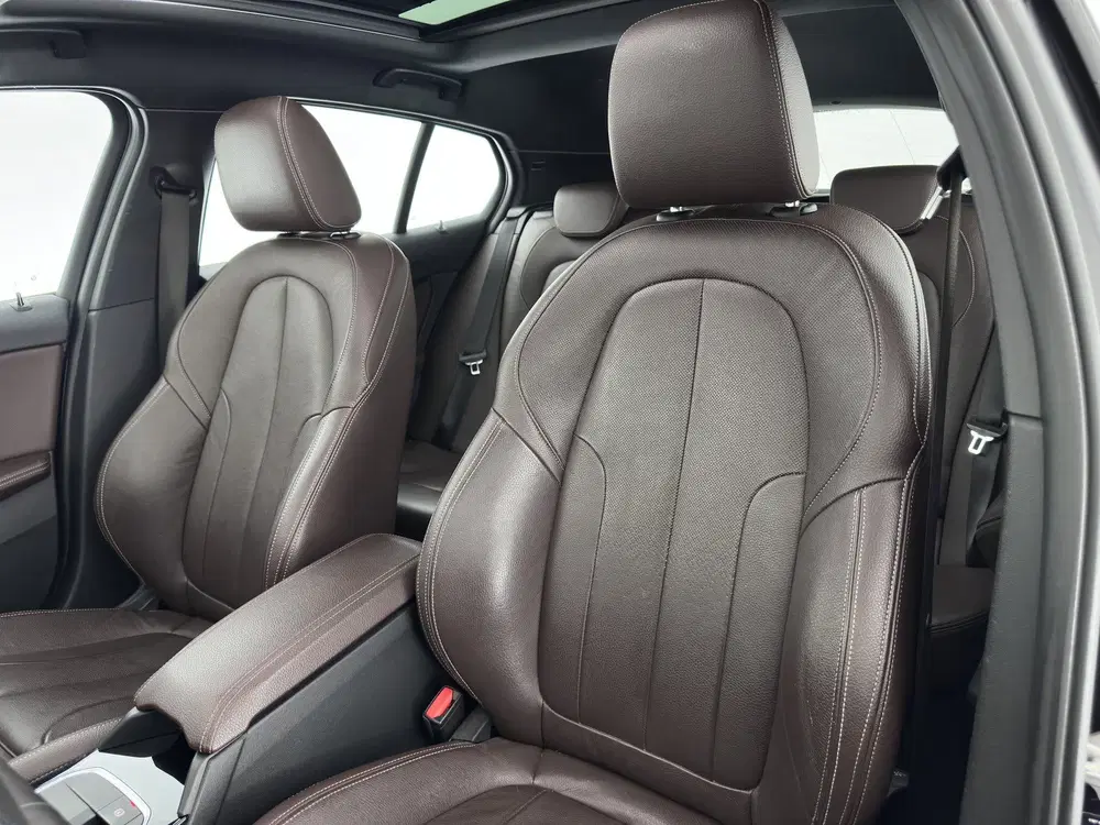 BMW 1-serie 118i M-Sport-Styling High Executive Editio uit 2020, foto 9