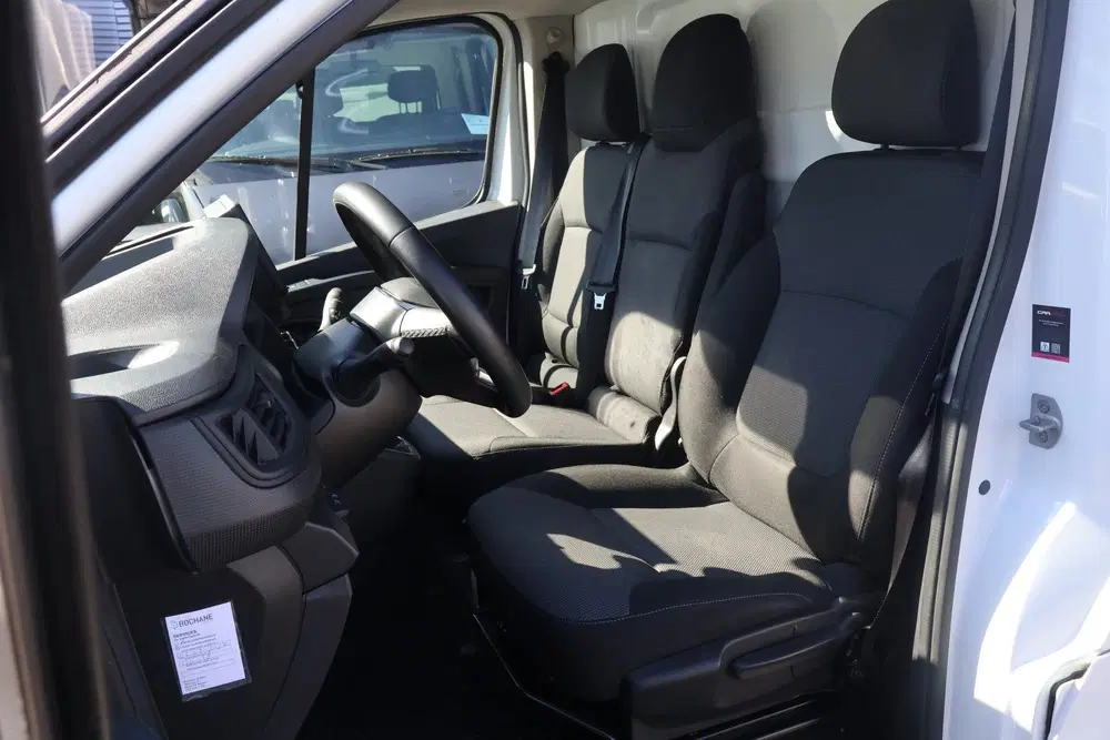 Renault Trafic 2.0 dCi 130pk L1 H1 Work Edition Inrichtin uit 2022, foto 2
