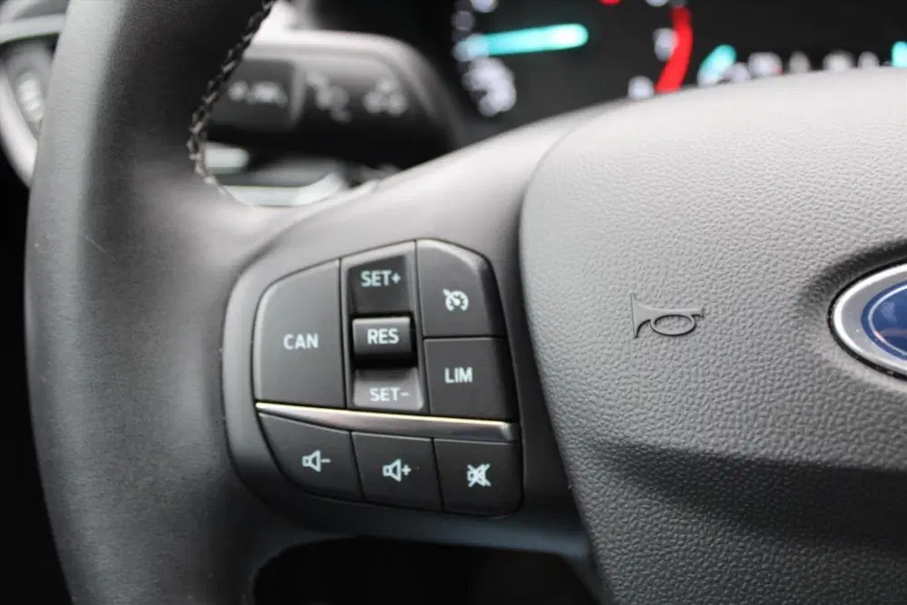 Ford Fiesta 1.0 EcoBoost Hybrid 125pk Titanium uit 2023, foto 11