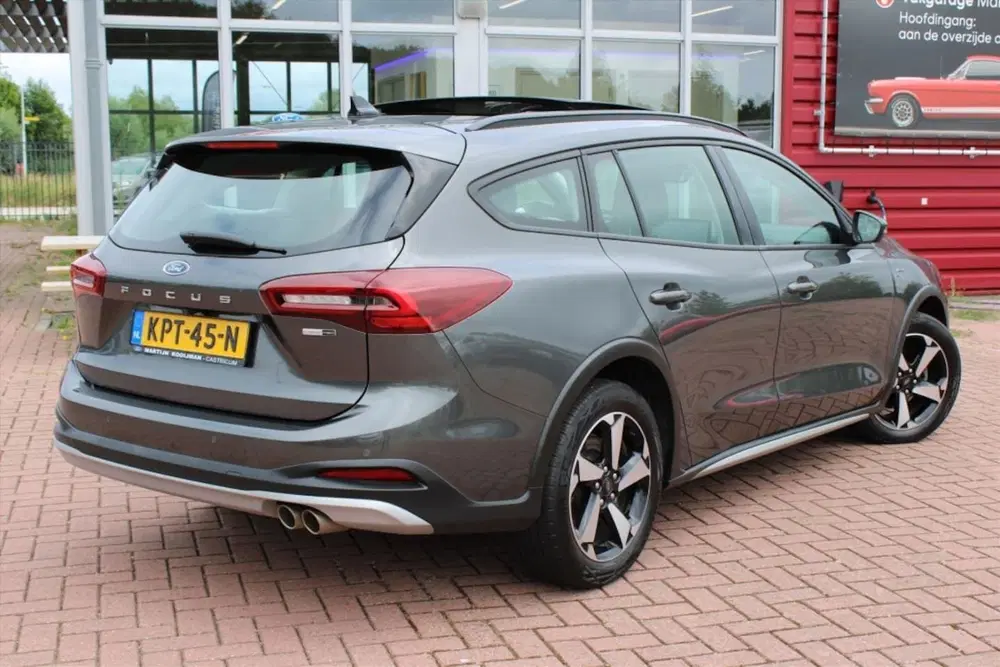 Ford Focus Focus 1.0 EcoBoost Hybrid 125pk Active Wag uit 2023, foto 2
