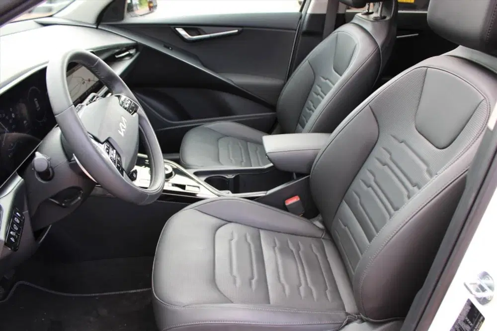 Kia Niro 1.6 GDi Hybrid DCT6 Automaat DynamicPlusLi uit 2024, foto 14