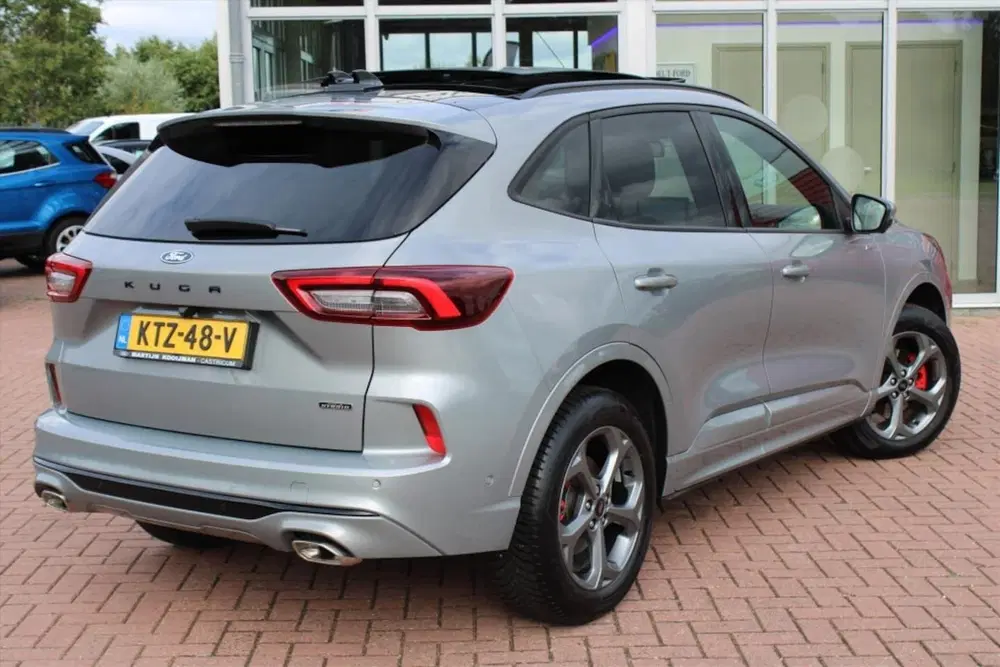 Ford Kuga 2.5 PHEV 243pk e-CVT Automaat ST-Line X uit 2025, foto 2