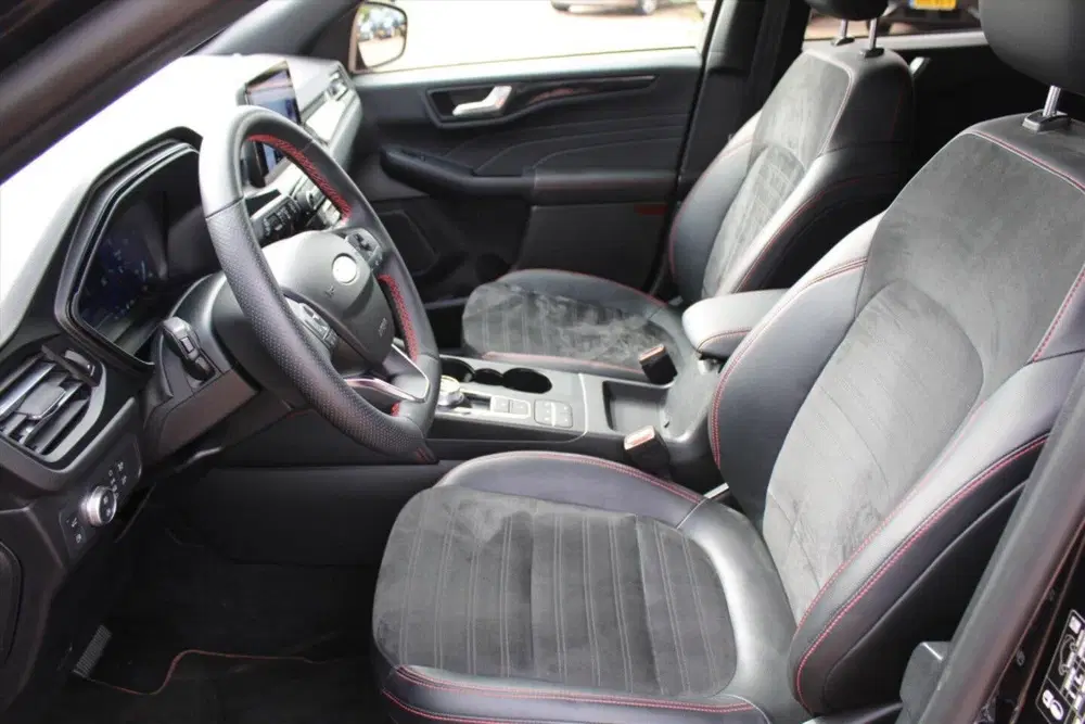 Ford Kuga ST-Line X 2.5 PHEV e-CVT Automaat 225pk uit 2022, foto 12