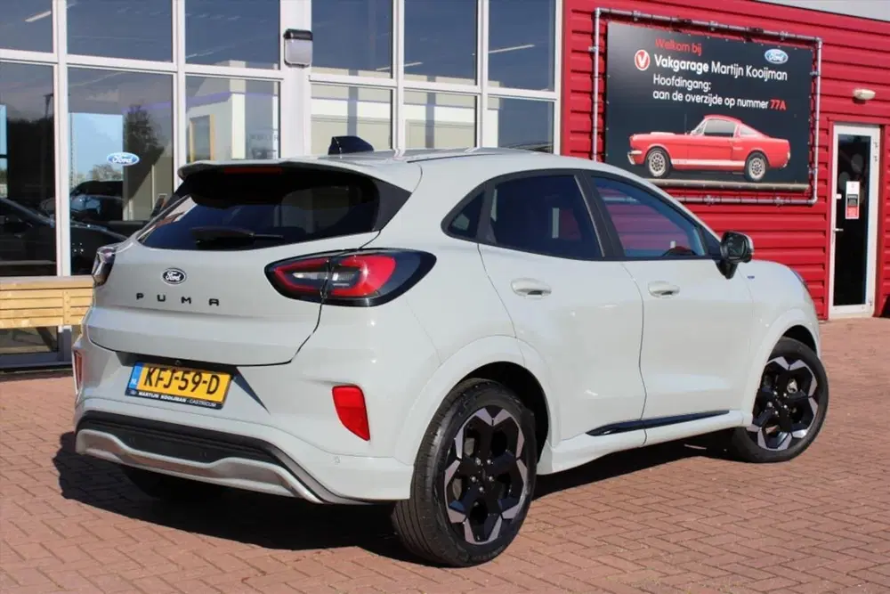 Ford Puma 1.0 Hybrid 125pk ST-Line X uit 2024, foto 2