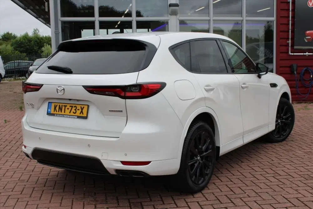 Mazda CX-60 2.5 E-Skyactiv PHEV 327pk Automaat Homura uit 2022, foto 2