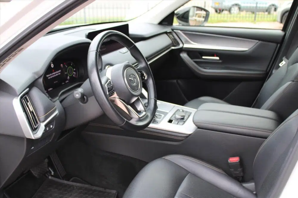 Mazda CX-60 2.5 E-Skyactiv PHEV 327pk Automaat Homura uit 2022, foto 9