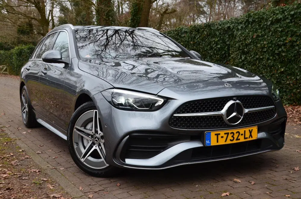 Mercedes-Benz C-Klasse 300 e AMG Line Automaat uit 2023, foto 10