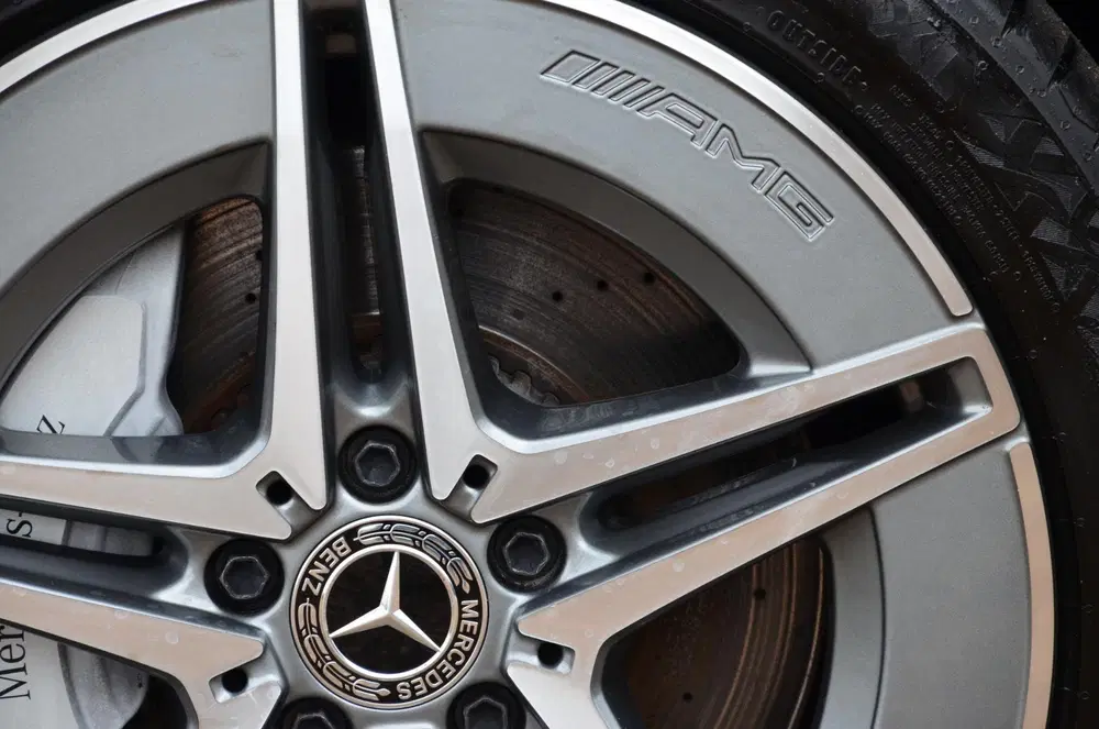 Mercedes-Benz C-Klasse 300 e AMG Line Automaat uit 2023, foto 12