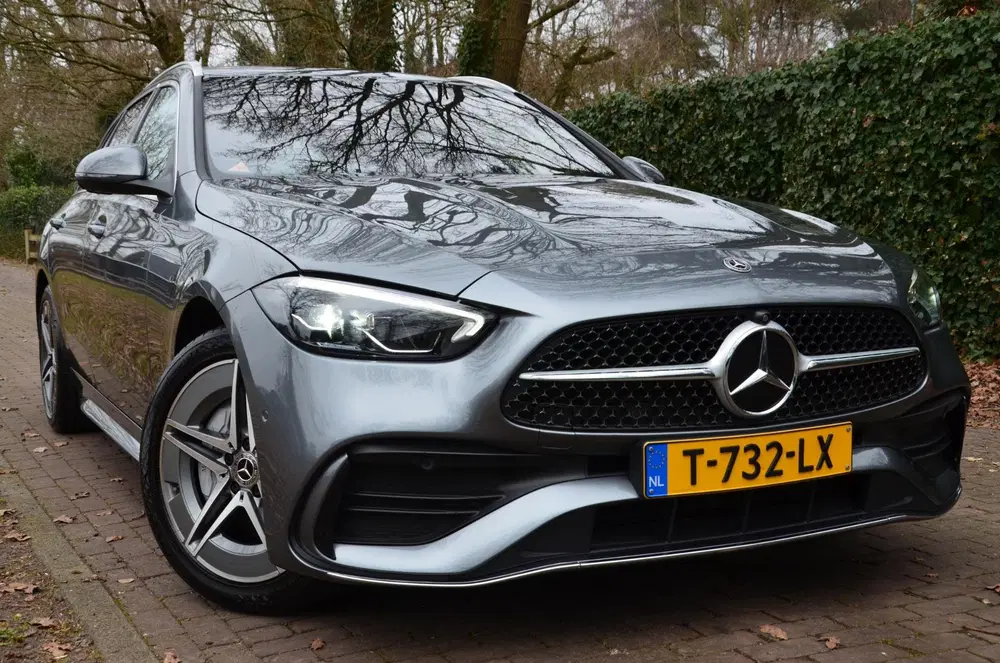 Mercedes-Benz C-Klasse 300 e AMG Line Automaat uit 2023, foto 14