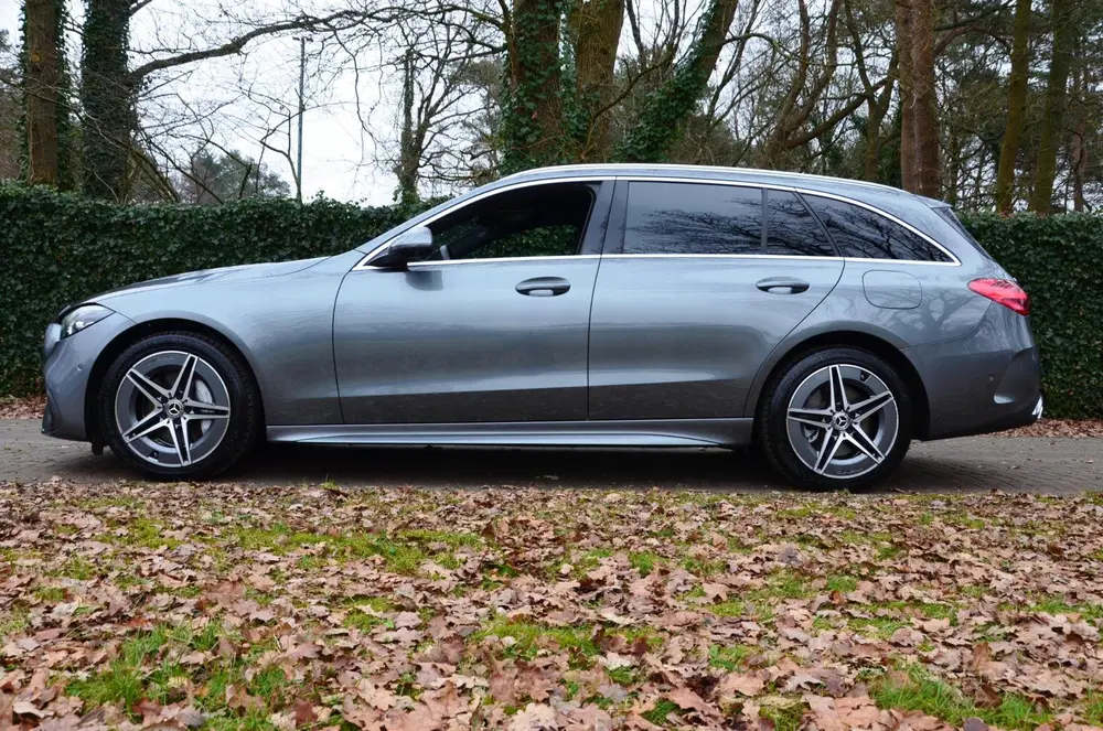 Mercedes-Benz C-Klasse 300 e AMG Line Automaat uit 2023, foto 7