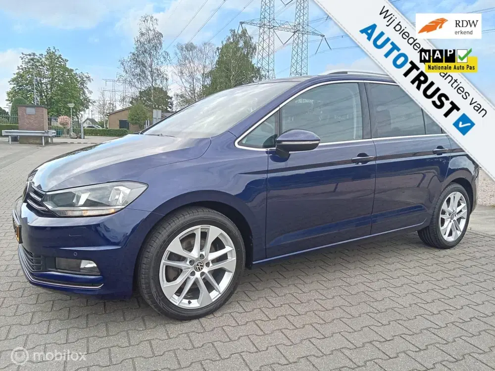 Volkswagen Touran 1.5 TSI Comfortline Business 7P uit 2021