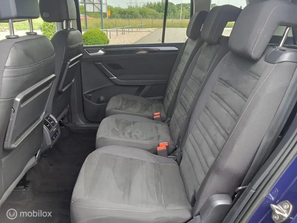 Volkswagen Touran 1.5 TSI Comfortline Business 7P uit 2021, foto 10