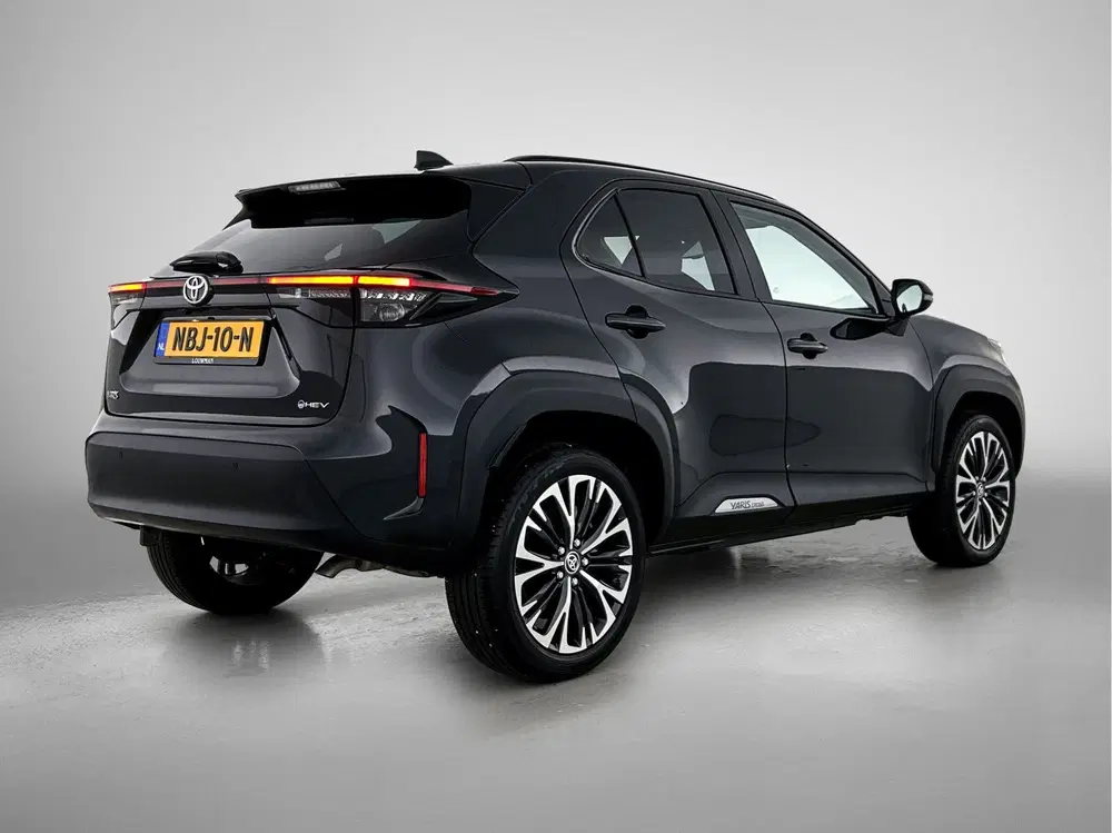 Toyota Yaris Cross 1.5 Hybrid 130 Executive + uit 2024, foto 2