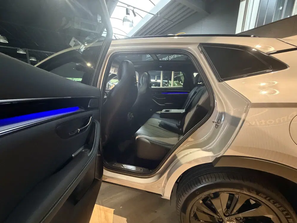 BYD Seal U 1.5 T DM-i AWD Design "NIEUW" ULTRA BLACK uit 2026, foto 13