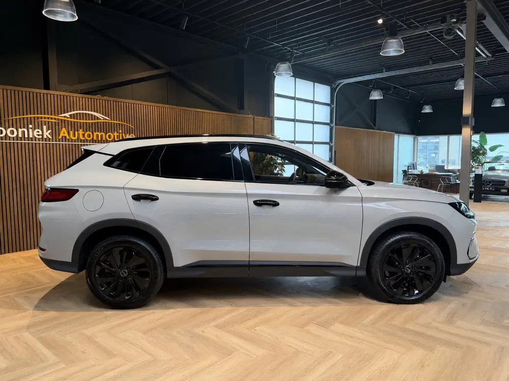 BYD Seal U 1.5 T DM-i AWD Design "NIEUW" ULTRA BLACK uit 2026, foto 2