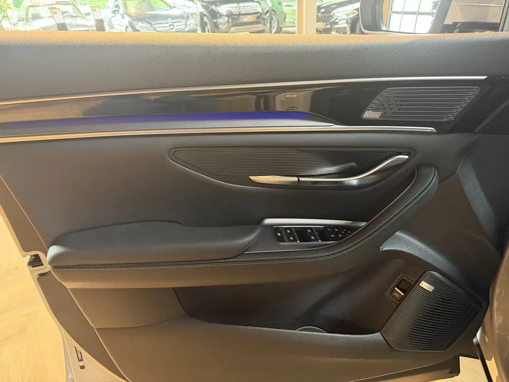 BYD Seal U 1.5 T DM-i AWD Design "NIEUW" ULTRA BLACK uit 2026, foto 8