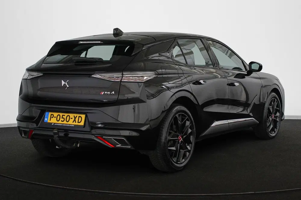 DS Automobiles DS 4 DS 4 1.2 PureTech Performance Line Trekhaa uit 2022, foto 3