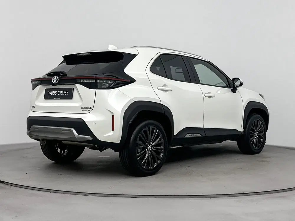 Toyota Yaris Cross 1.5 Hybrid Executive Limited uit 2021, foto 2