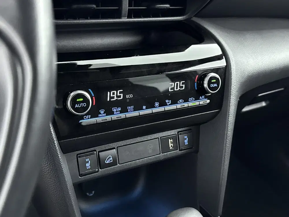 Toyota Yaris Cross 1.5 Hybrid Executive Limited uit 2021, foto 9