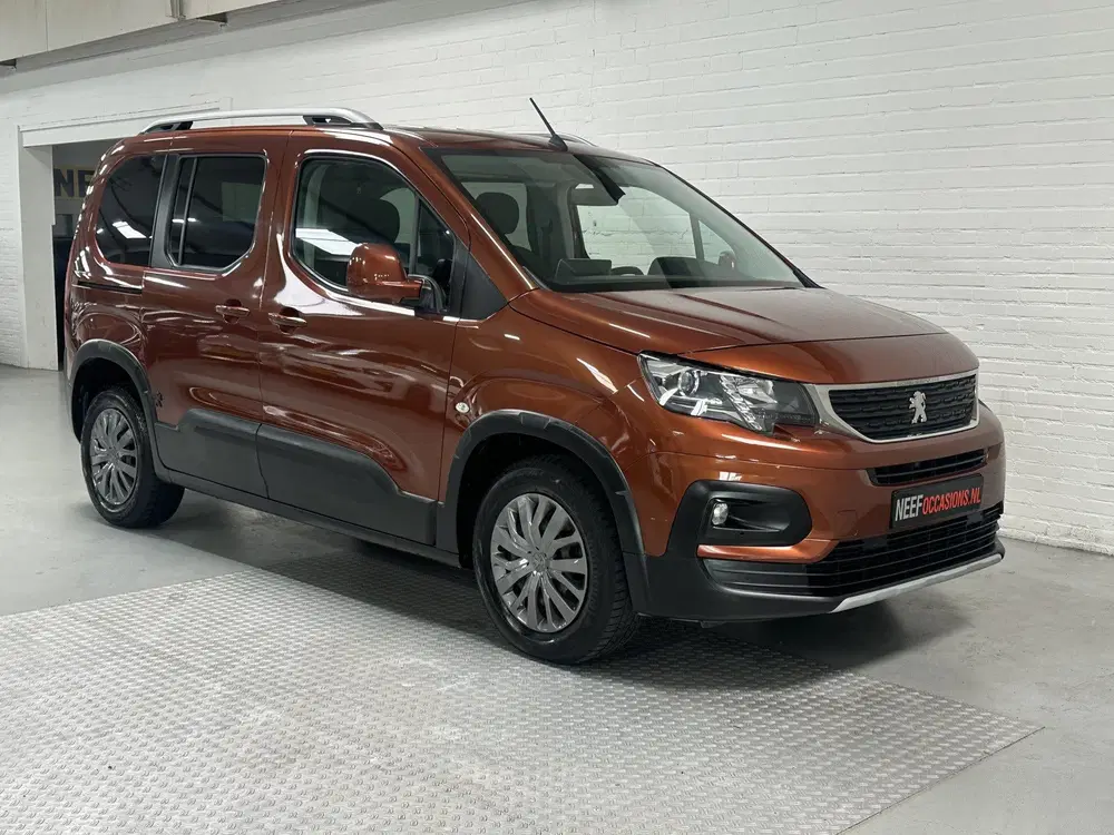 Peugeot Rifter 1.2 Puretech Allure CLIMA uit 2019, foto 2