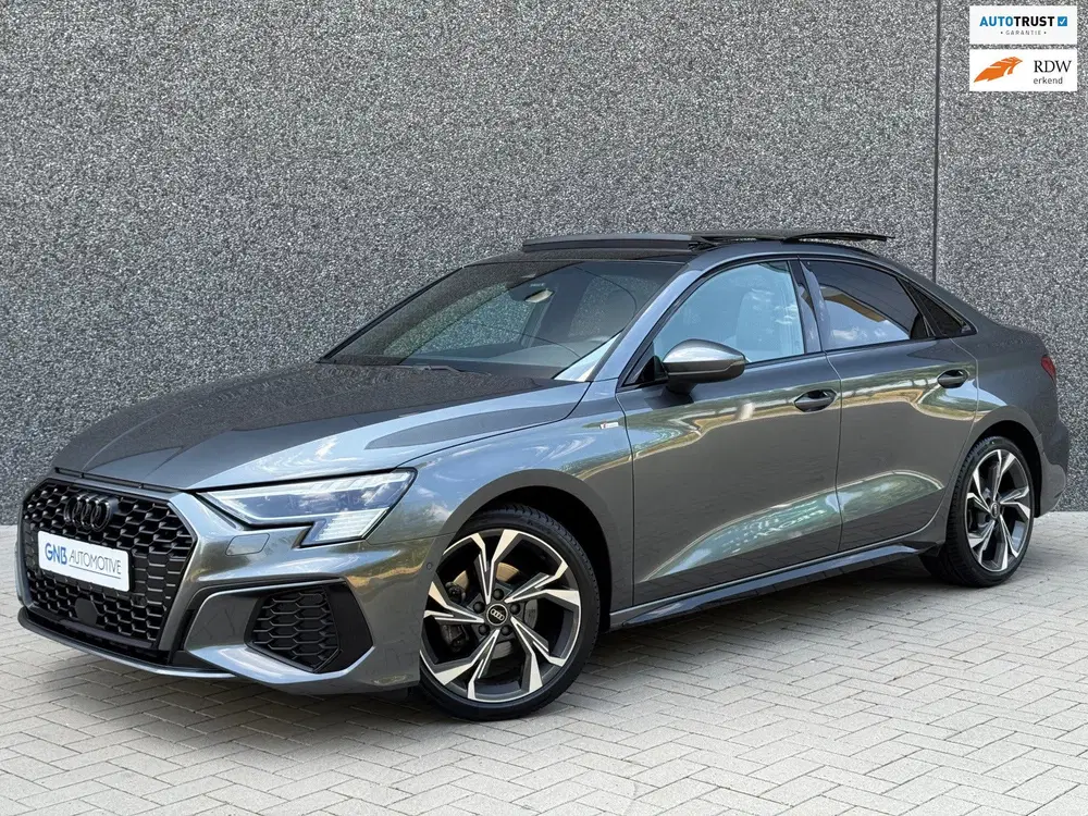Audi A3 35 TFSI S-Line uit 2023