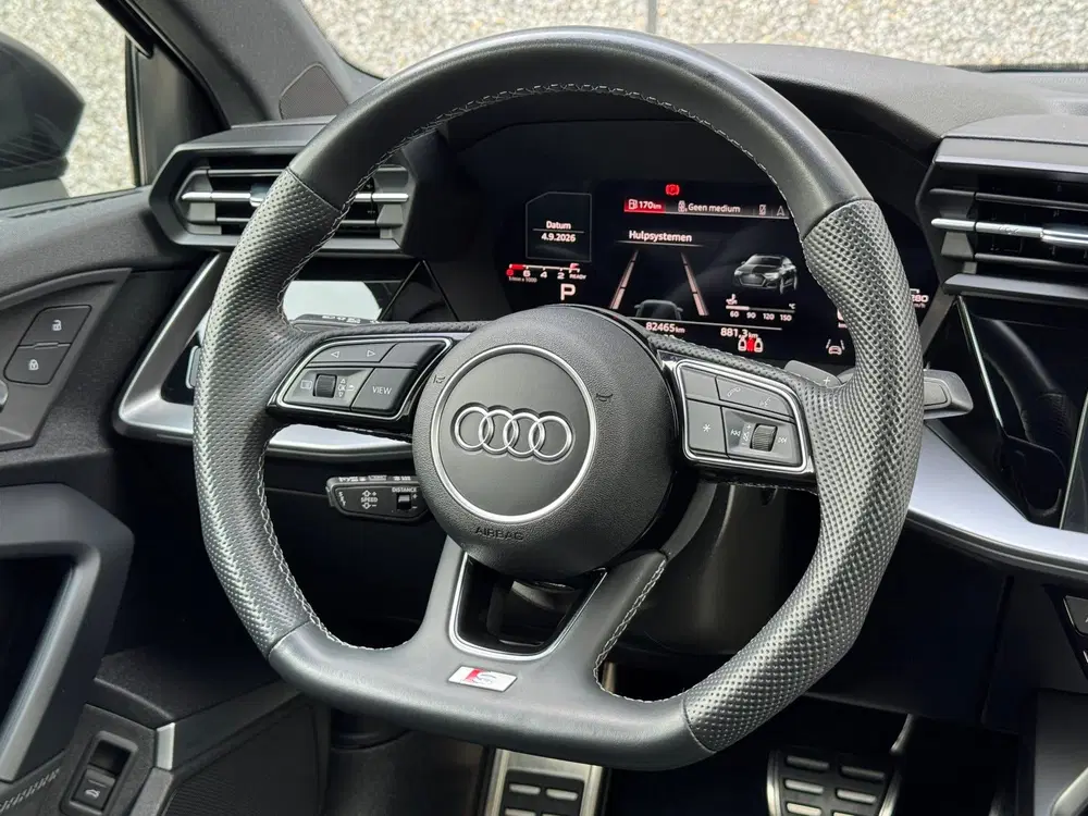 Audi A3 35 TFSI S-Line uit 2023, foto 15