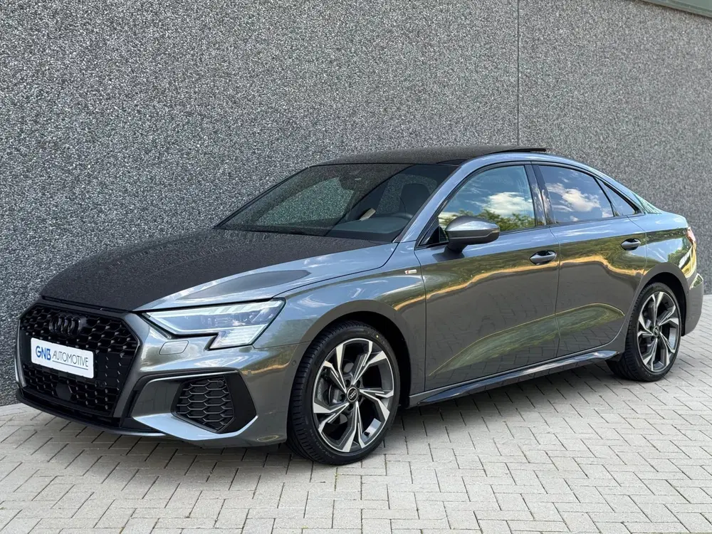 Audi A3 35 TFSI S-Line uit 2023, foto 4