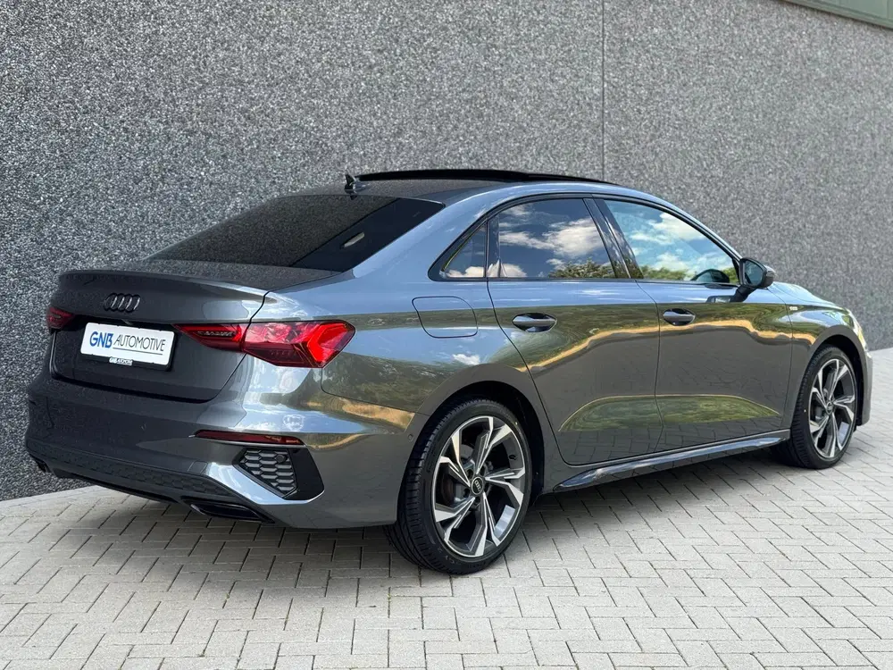 Audi A3 35 TFSI S-Line uit 2023, foto 7