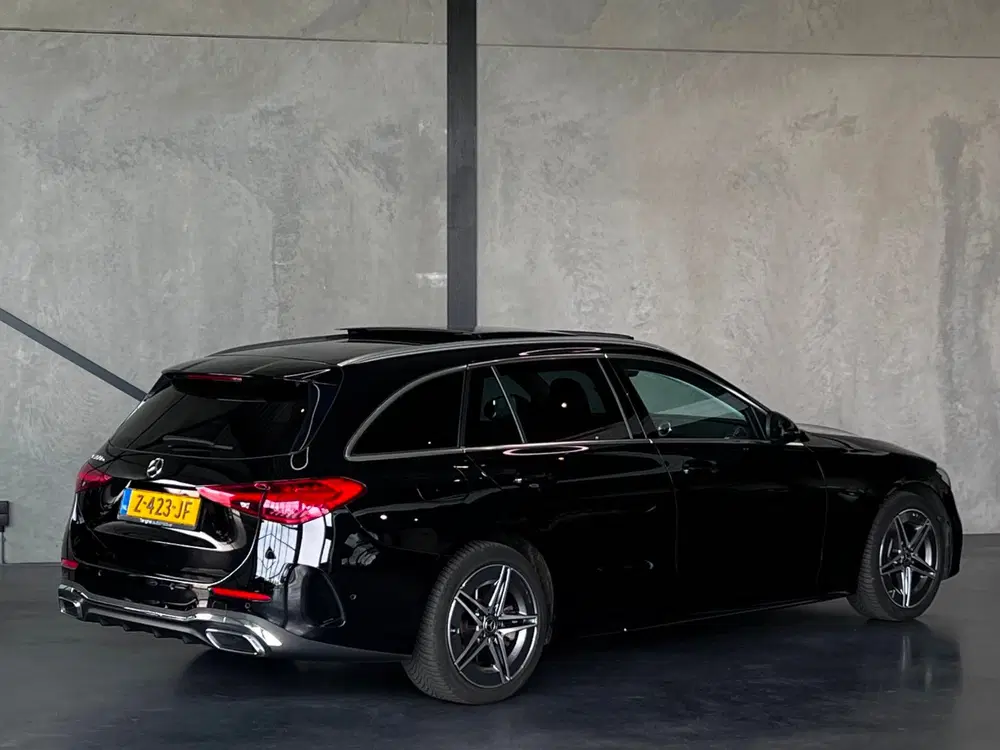 Mercedes-Benz C-Klasse 300 e AMG Line uit 2022, foto 6