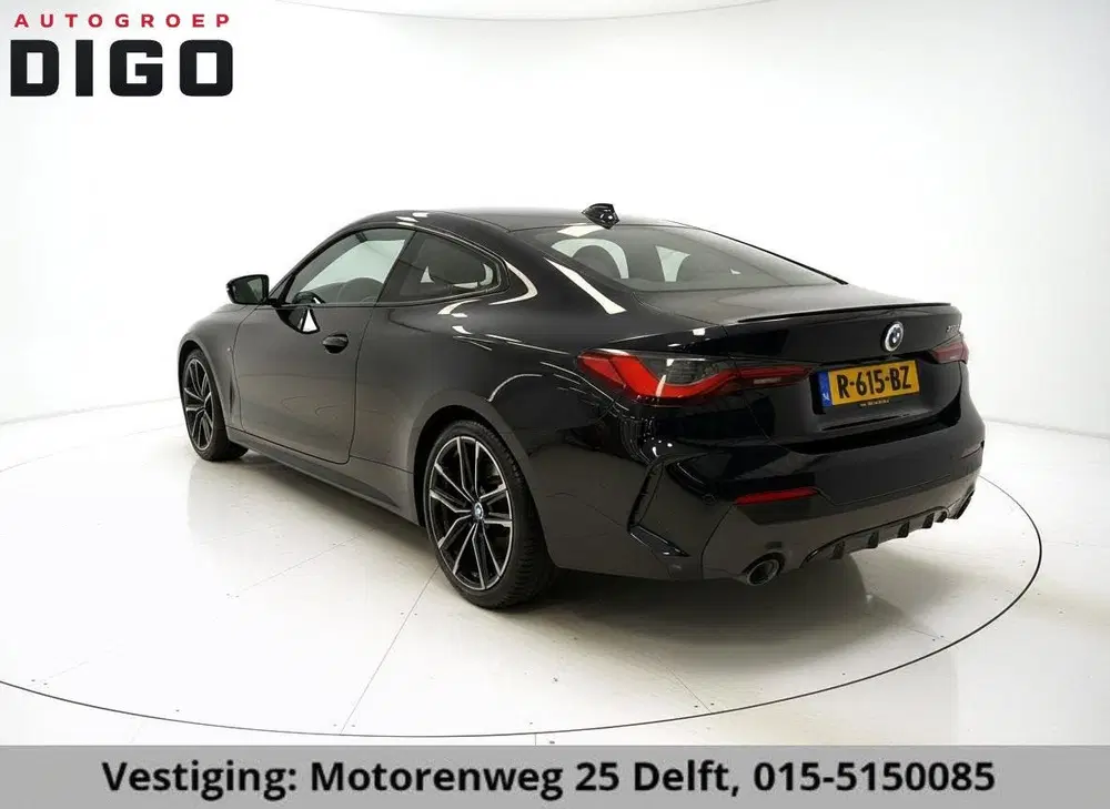 BMW 4-serie 4-serie Coupé 420i High Executive M-Pakket uit 2022, foto 4