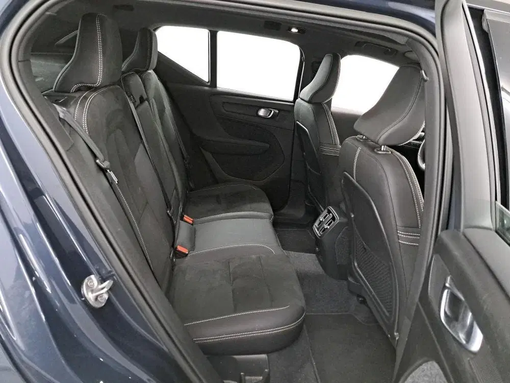 Volvo XC40 Recharge Pro PANO uit 2022, foto 10