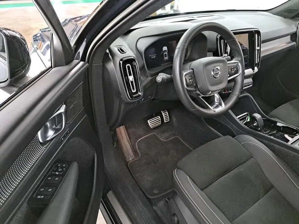 Volvo XC40 Recharge Pro PANO uit 2022, foto 7