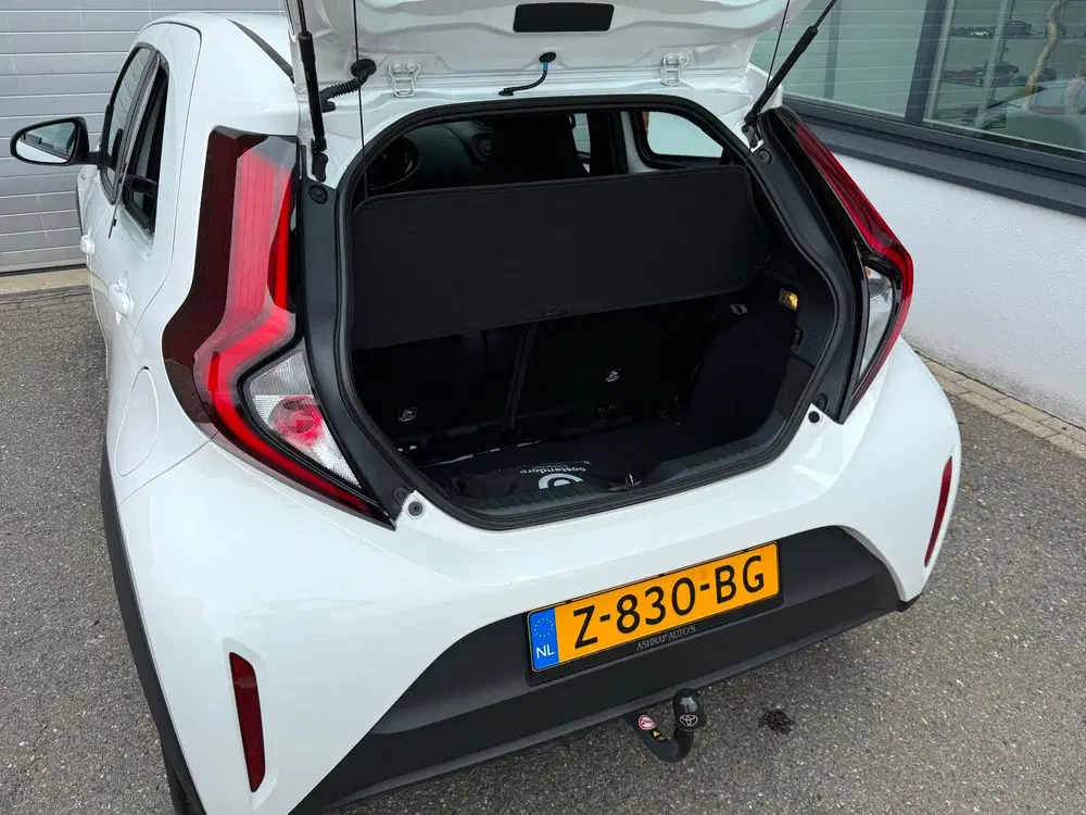 Toyota Aygo X 1.0 VVT-i S-CVT Play uit 2024, foto 6