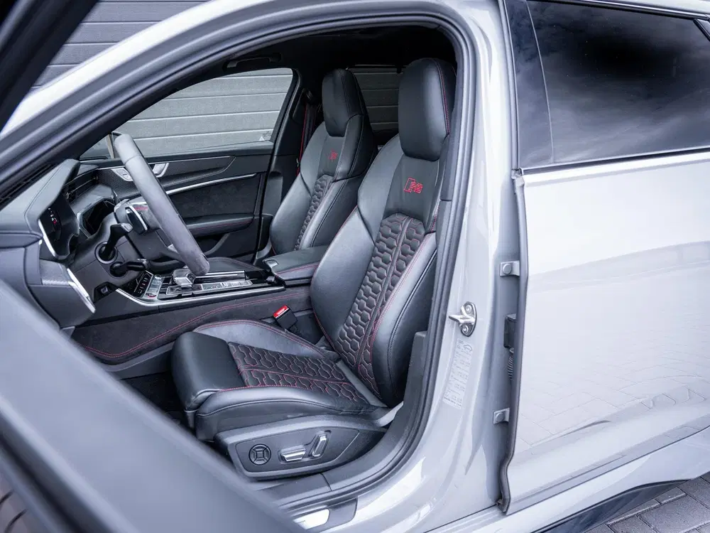 Audi RS6 C8 4.0 V8 TFSI quattro uit 2021, foto 11