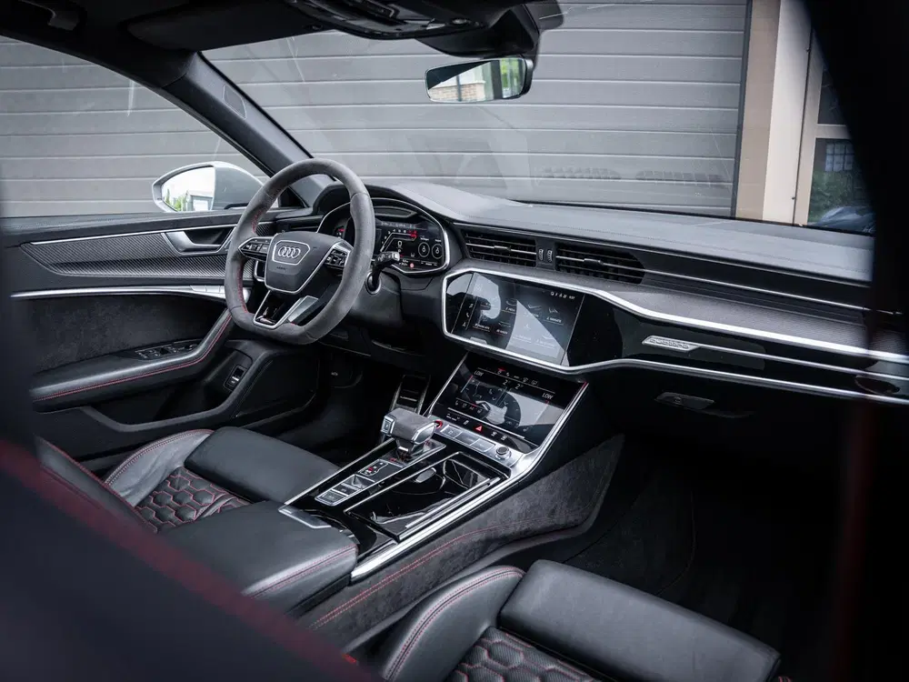 Audi RS6 C8 4.0 V8 TFSI quattro uit 2021, foto 13