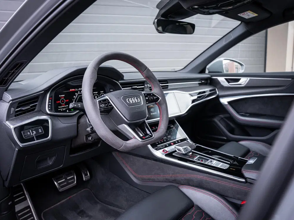 Audi RS6 C8 4.0 V8 TFSI quattro uit 2021, foto 2