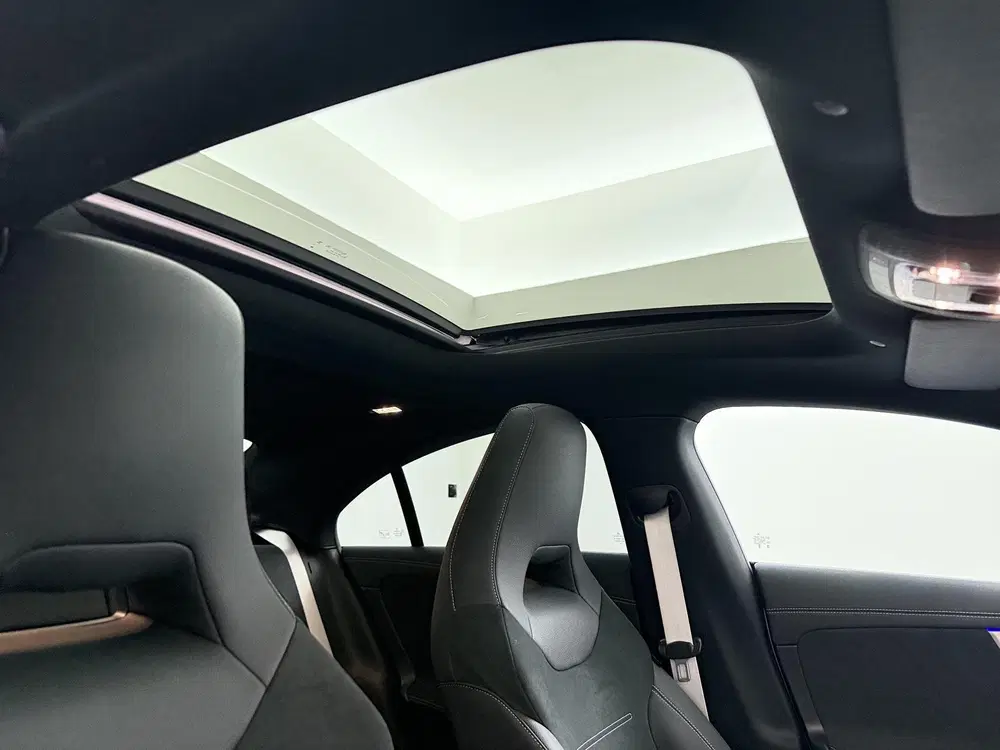 Mercedes-Benz CLA 180 Business Solution AMG uit 2025, foto 12