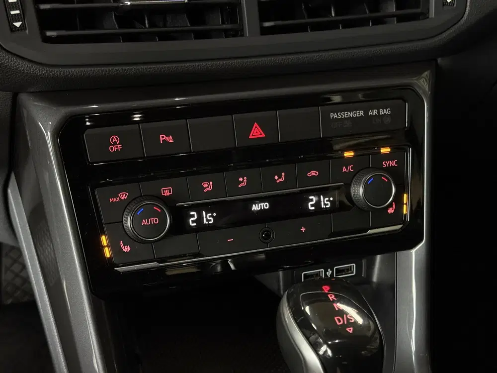 Volkswagen T-Cross 1.0 TSI 115pk DSG Style uit 2019, foto 12