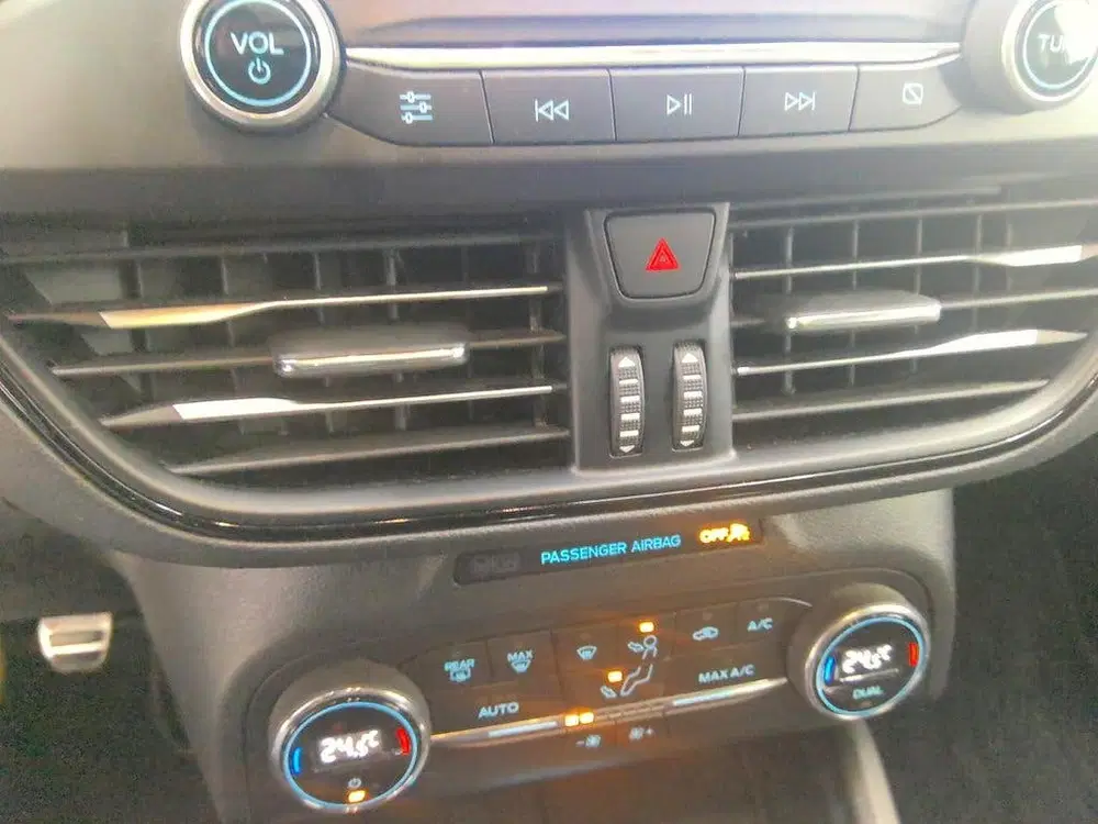 Ford Focus 1.0 EcoBoost 125PK ST Line PANO uit 2019, foto 11