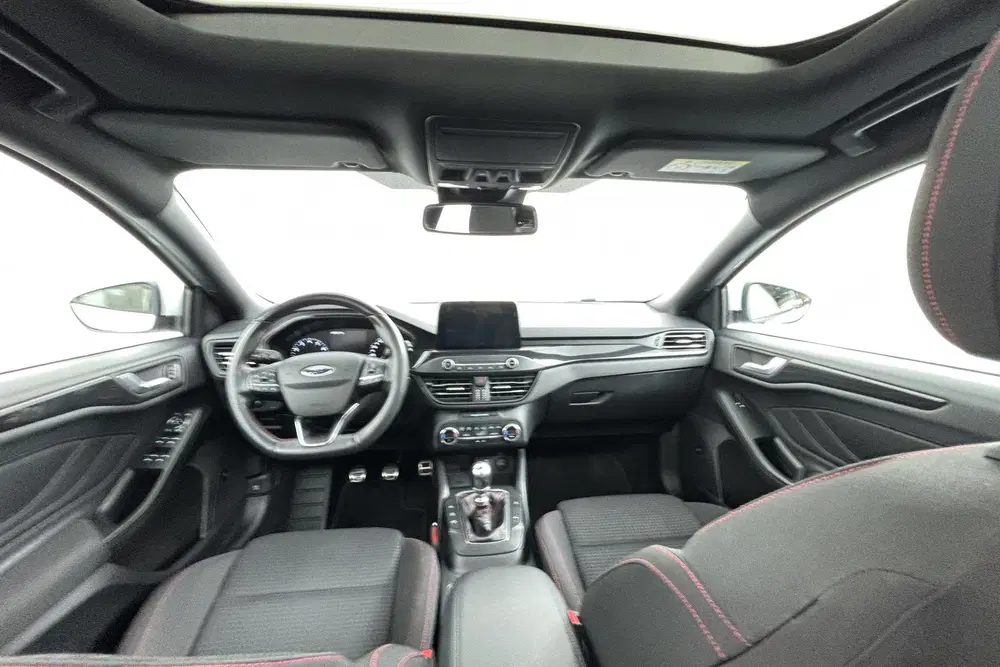 Ford Focus 1.0 EcoBoost 125PK ST Line PANO uit 2019, foto 14