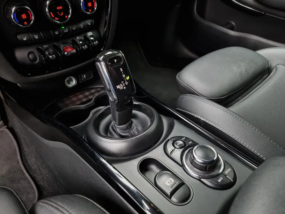 Mini Clubman 1.5 John Cooper Works uit 2022, foto 4