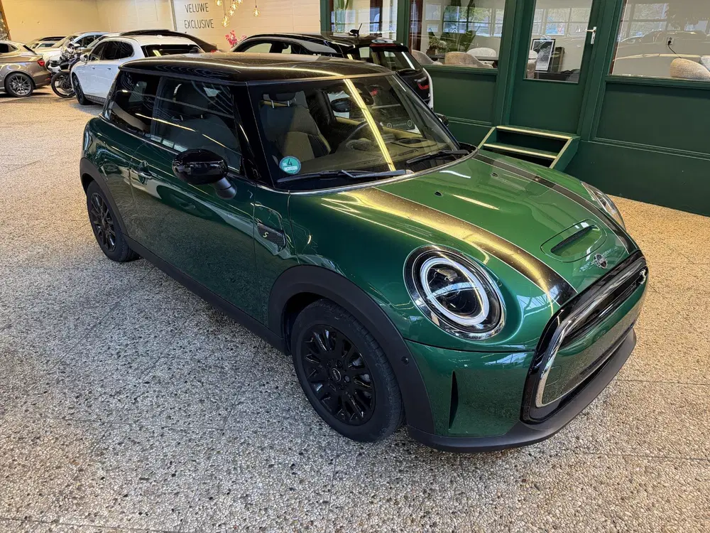 Mini Electric Classic 33 kWh uit 2023, foto 4