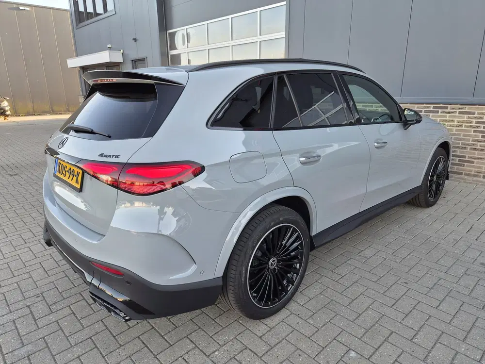 Mercedes-Benz GLC GLC 300e 4MATIC Sport Edition uit 2026, foto 11