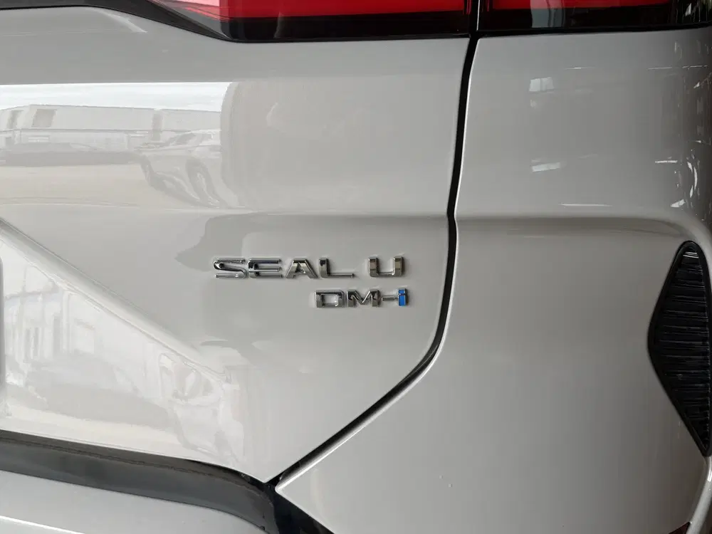 BYD Seal U 1.5 T DM-i DESIGN AWD 325 PK MEERDERE DIRE uit 2026, foto 8