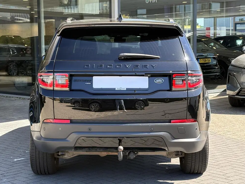 Land Rover Discovery Sport P300e 1.5 R-Dynamic SE uit 2022, foto 8