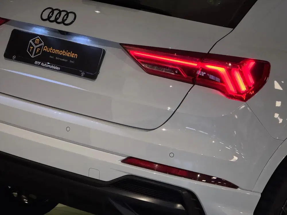 Audi Q3 40 TFSI QUATTRO S-LINE uit 2019, foto 13